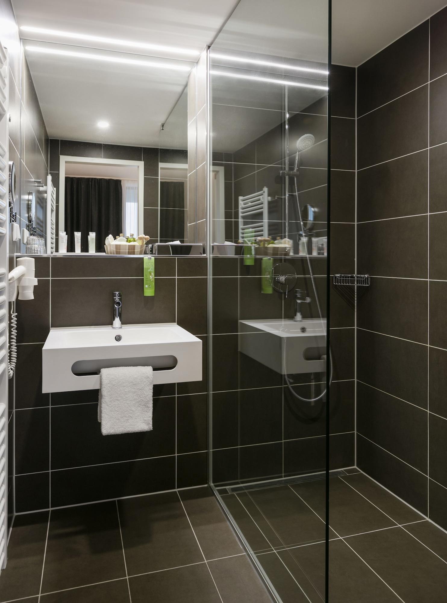 Jufa Hotel Hamburg Hafencity Екстер'єр фото