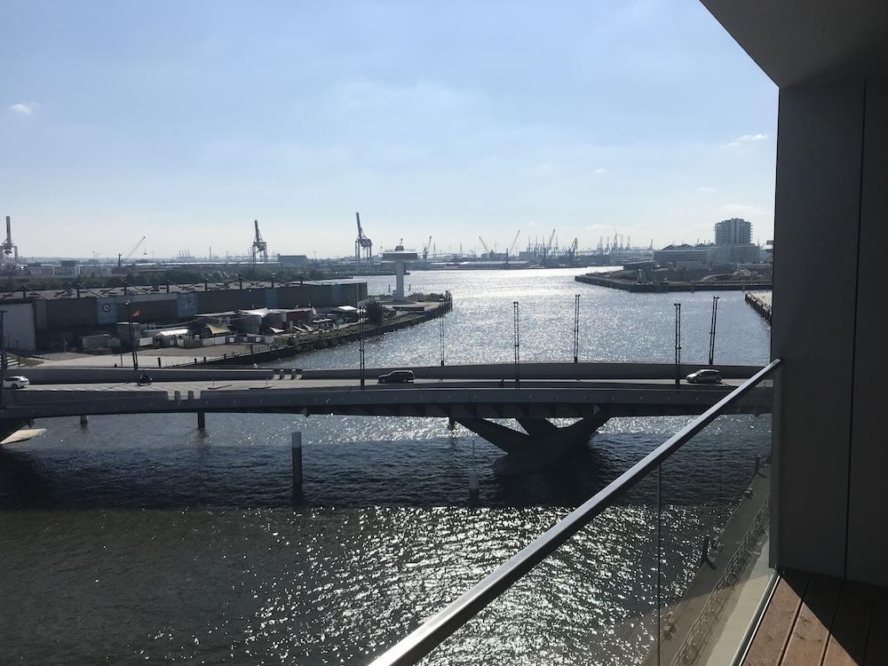 Jufa Hotel Hamburg Hafencity Екстер'єр фото